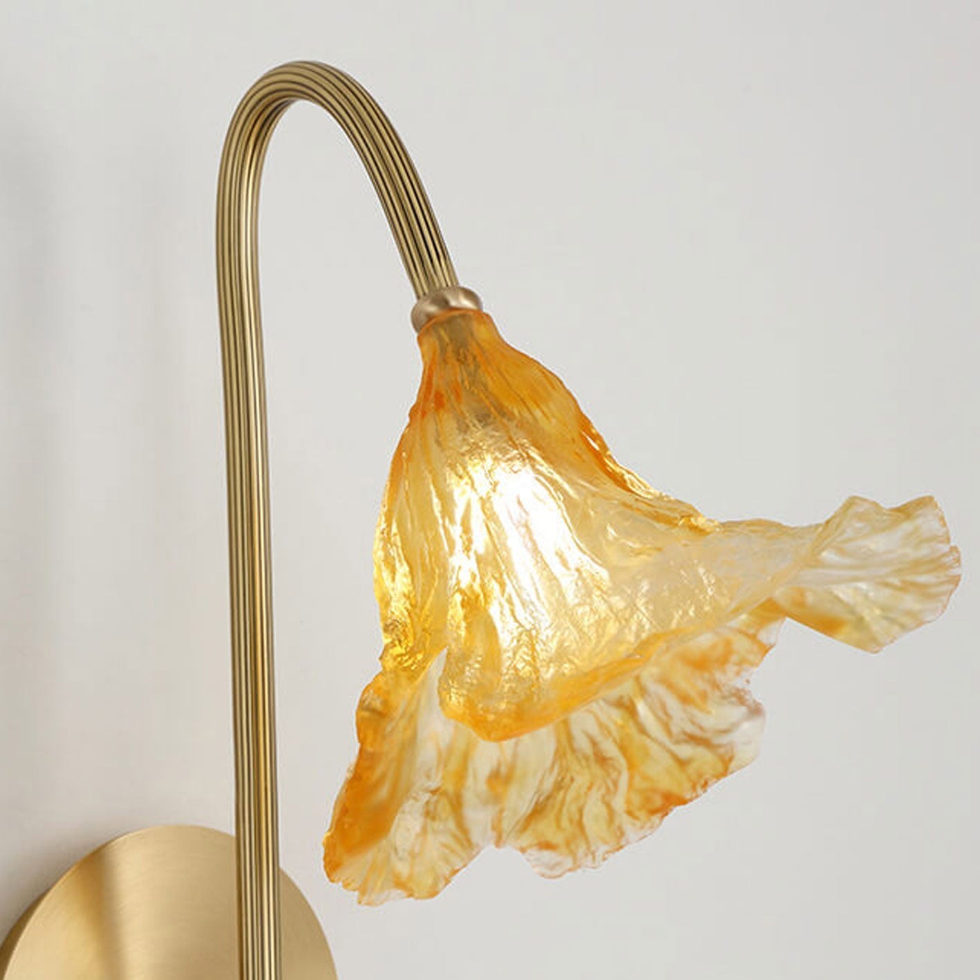 Chinese Lotus Glass Lamp Design 1-Light Wall Sconce Lamp