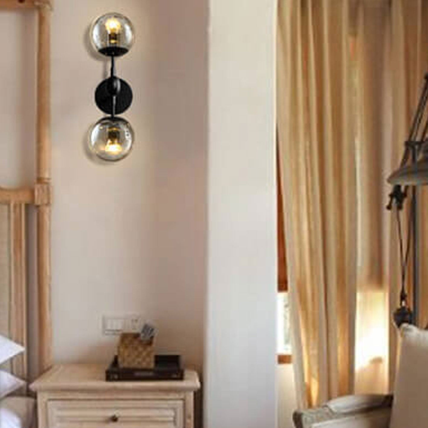 Minimalist Glass Wrought Iron 2-Light Wall Sconce Lamp