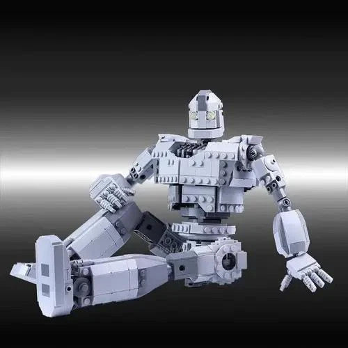 NEW 818PCS The Iron Giant Movie Robot Building Blocks Display Set