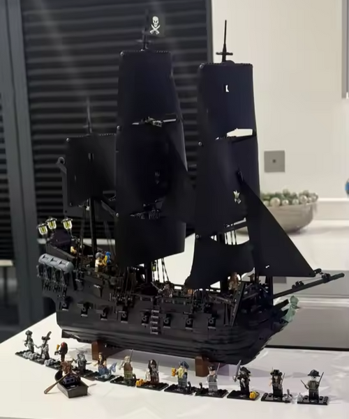 NEW 2025 2862 PCS Black Pearl Pirate Ship Unbranded Building Block Set