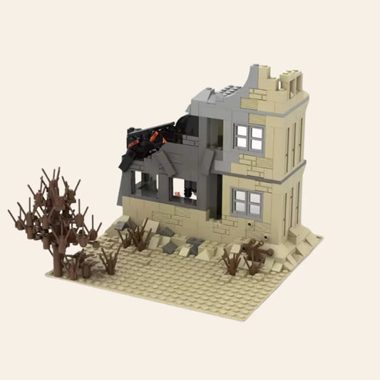 NEW Abandoned Apocalyptic House Building Blocks Set Zombie Survival Adults MOC