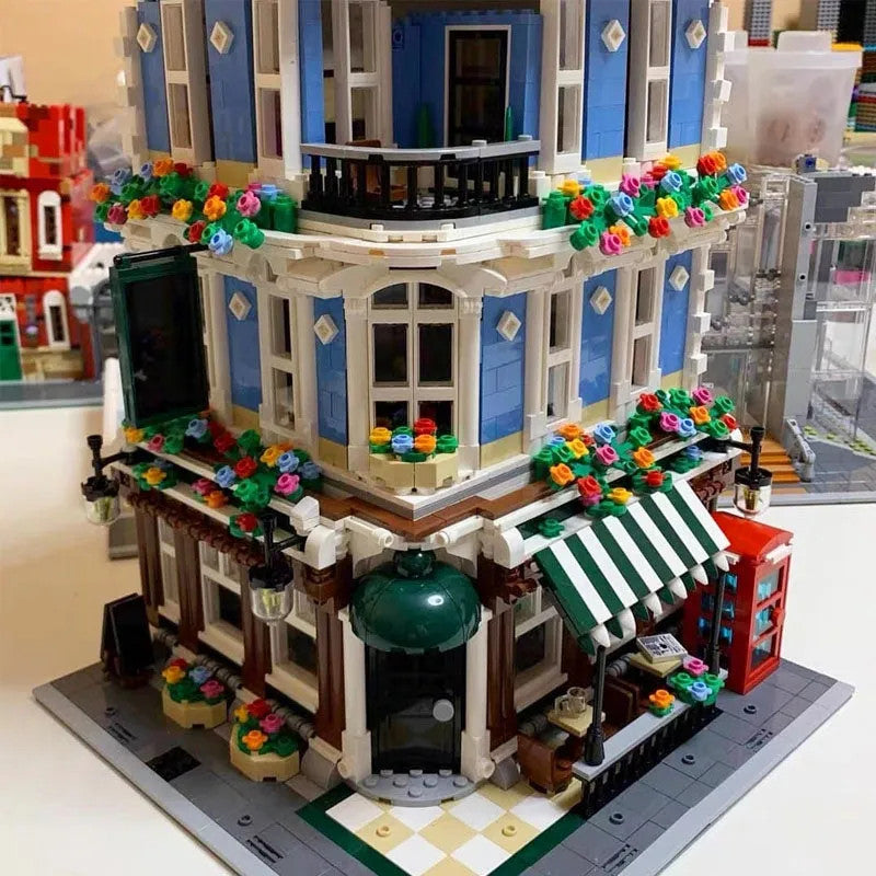 MOC City Street Expert Queen Bricktoria Bricks Toy 10197