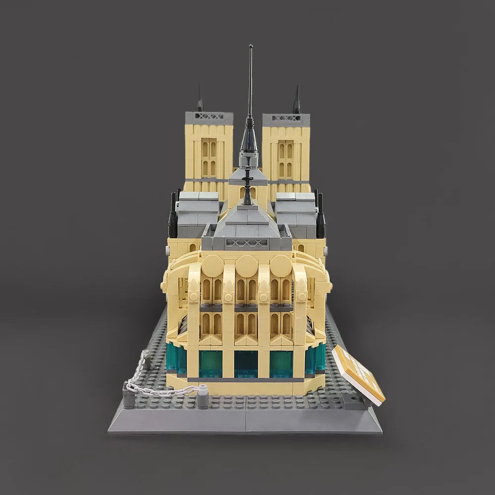 MOC Architecture Paris Notre Dame Cathedral Bricks Toy