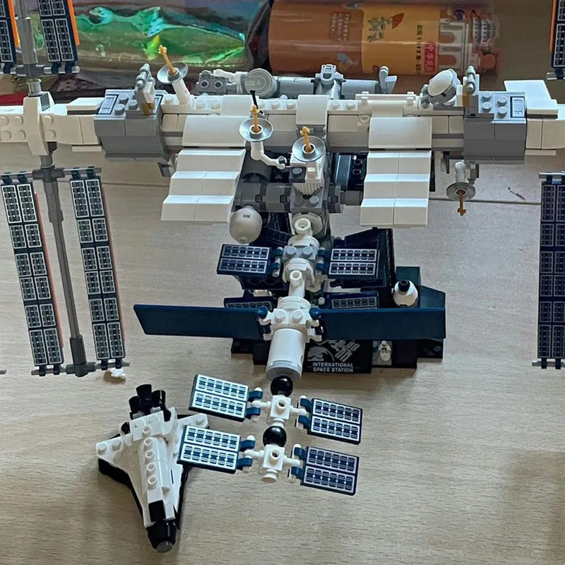 MOC Ideas International Space Station Bricks Toy 60004