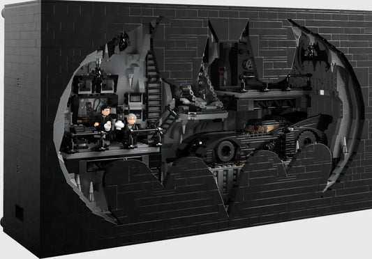 NEW 3981PCS Batman Batcave Shadow Box Building Block Set W/ FIGS