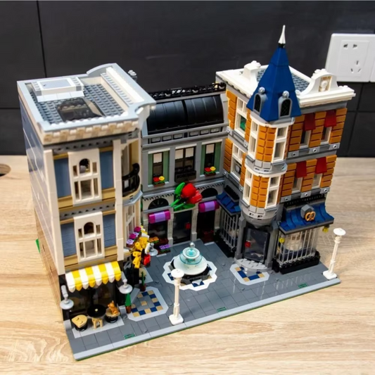 NEW Expert Assembly Square Modular W/ Minifigures Unbranded Complete Set Gift