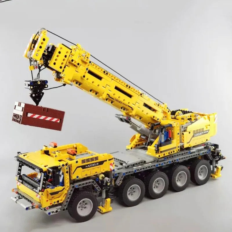MOC APP Motorized RC Heavy Mobile Lift Crane Truck Bricks Toy