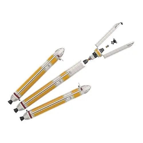 NEW 1813PCS Falcon Heavy Rocket Saturn V Scale Building Blocks Set