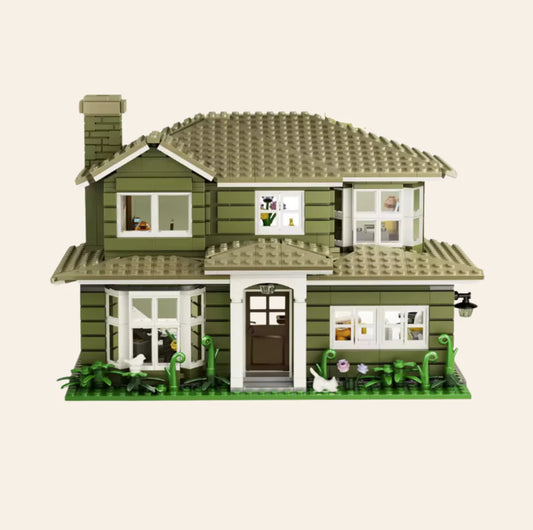 NEW Suburban Family House Building Blocks Set Model Adults MOC Modular Display