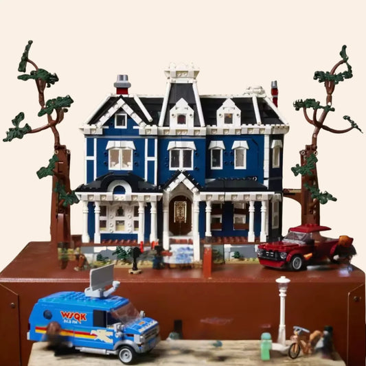 NEW Stranger Things Creel House Building Blocks Set Model Adults MOC Netflix