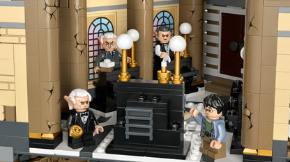 NEW 4803PCS Harry Potter Gringotts Wizarding Bank Building Block Set W/ FIGS