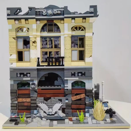 NEW Doomsday Bank Building Blocks Set Model Adults MOC Apocalypse Zombie Ruin