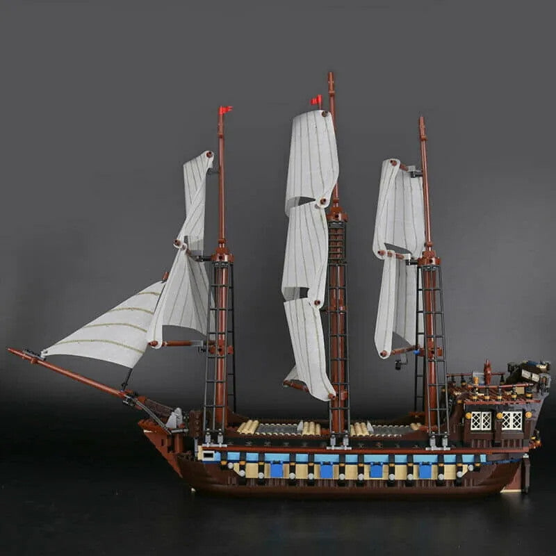 Movie Expert MOC Imperial Flagship Pirate Ship Bricks Toys