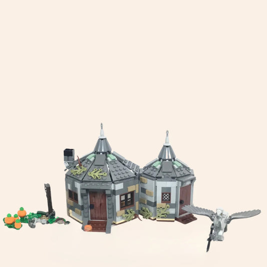 NEW Harry Potter Hagrid's Hut Buckbeak Building Blocks Set 496 pcs Wizard