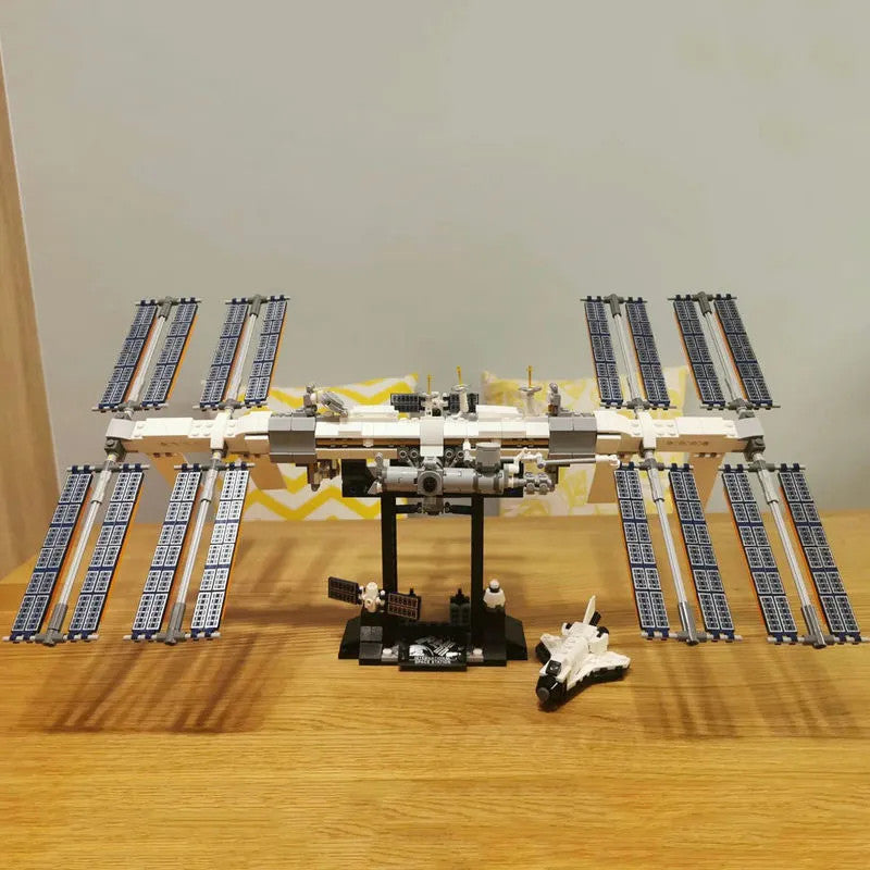 MOC Ideas International Space Station Bricks Toy 60004