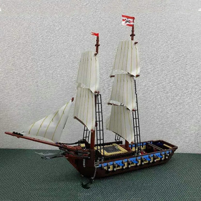 Movie MOC Imperial Flagship Pirate Ship Bricks Toy 22001