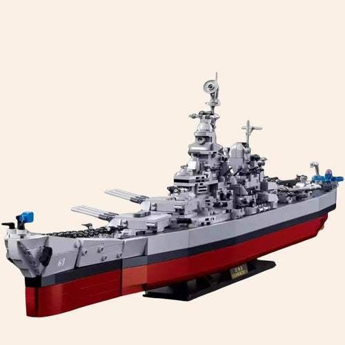 NEW USS Missouri Battleship WW2 Building Blocks Set Model Adults MOC Navy