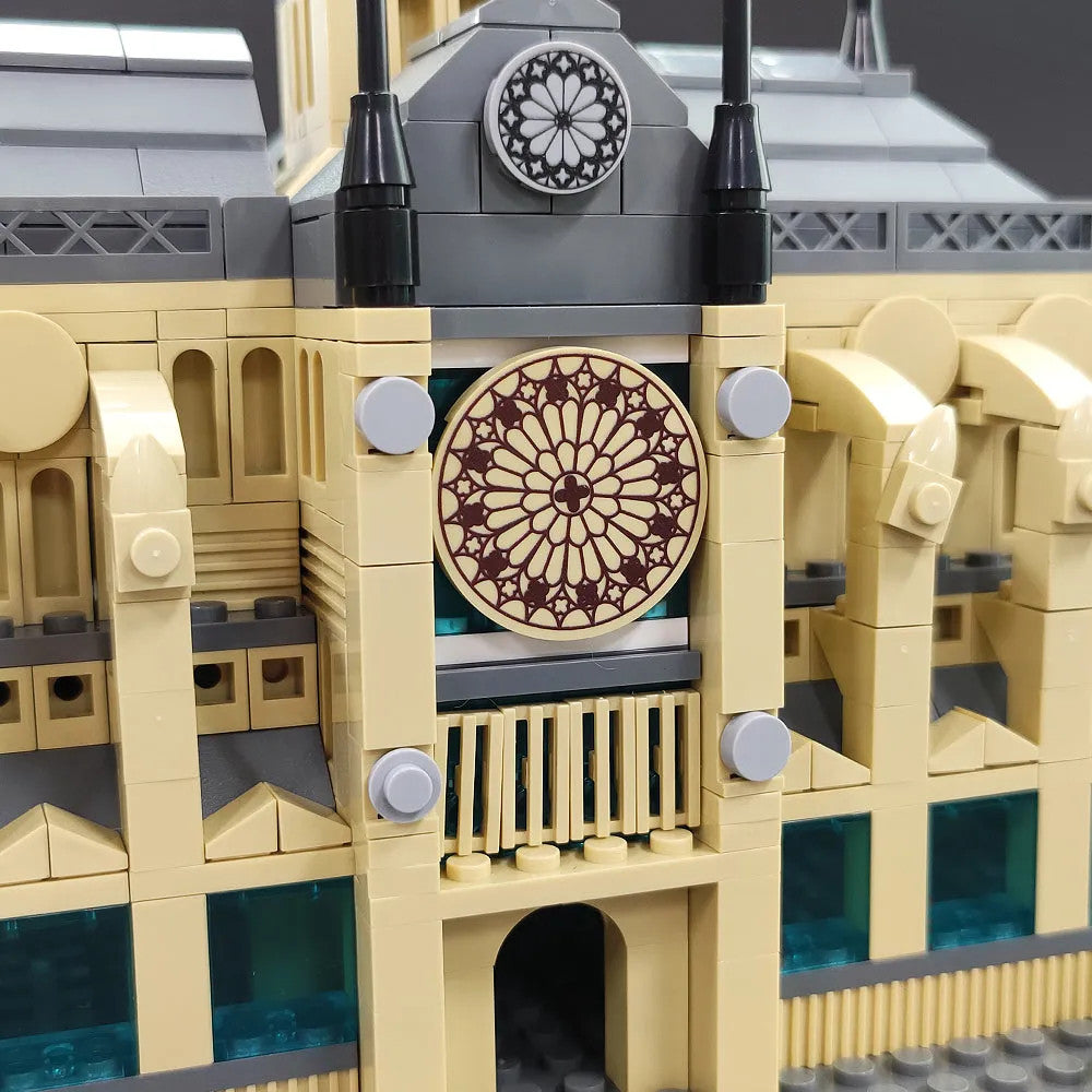 MOC Architecture Paris Notre Dame Cathedral Bricks Toy