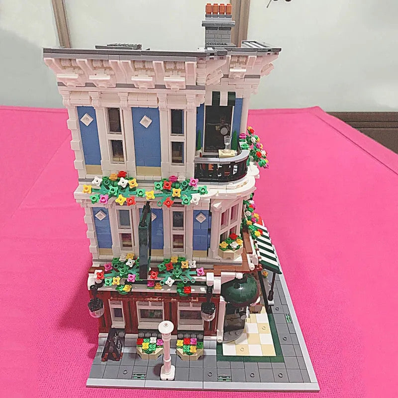 MOC City Street Expert Queen Bricktoria Bricks Toy 10197