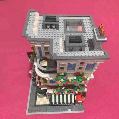 MOC City Street Expert Queen Bricktoria Bricks Toy 10197