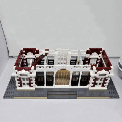 Street Expert MOC Dreamland City Train Station Bricks Toy