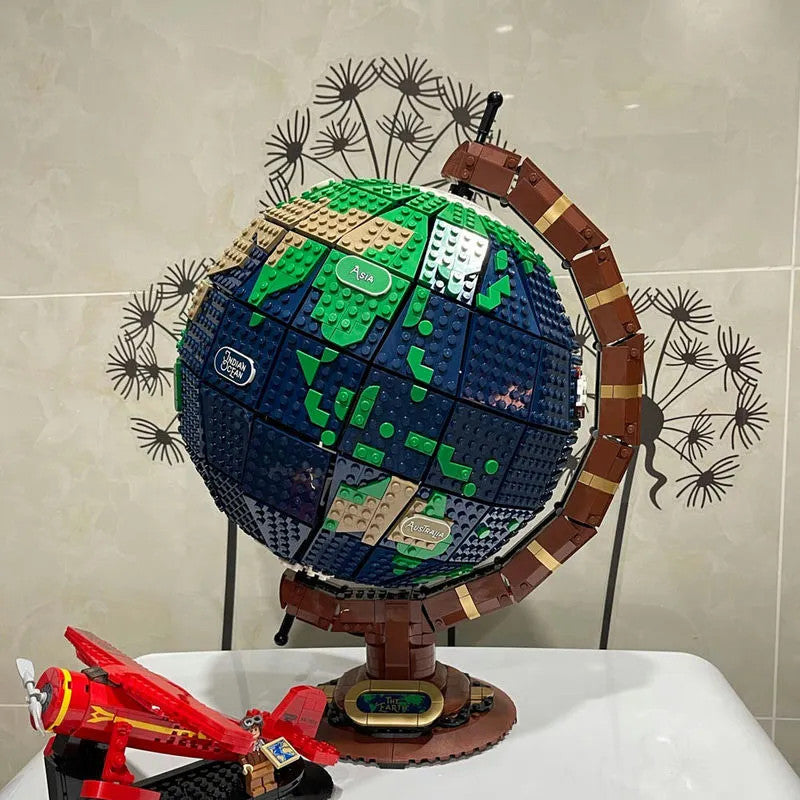 MOC Creator Expert Earth Globe World Map Bricks Toys 95335