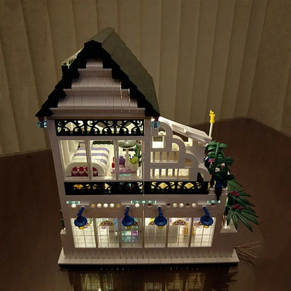 MOC Street Expert City Romantic House Bricks Toy