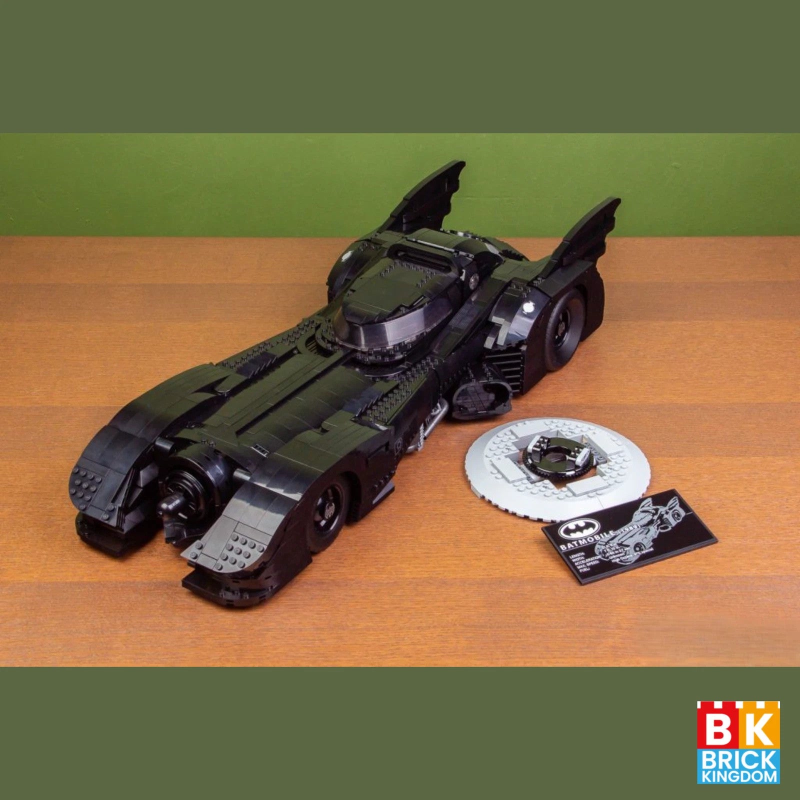 Building Block Set - New 1989 Batmobile 3,306 Pieces
