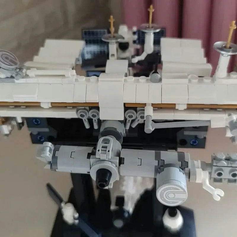 MOC Ideas International Space Station Bricks Toy 60004