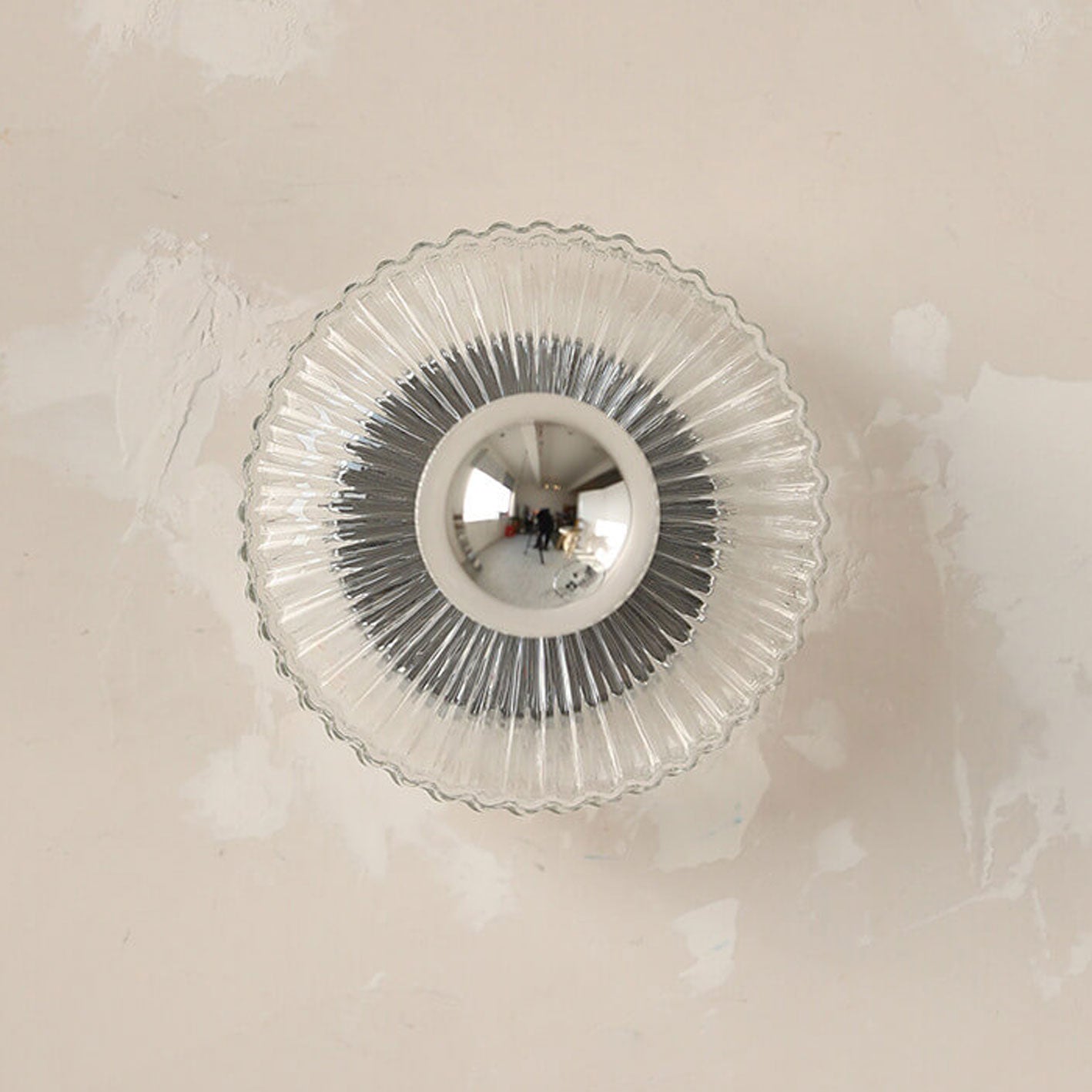 Glass Vertical Grain Design 1-Light Wall Sconce Lamp