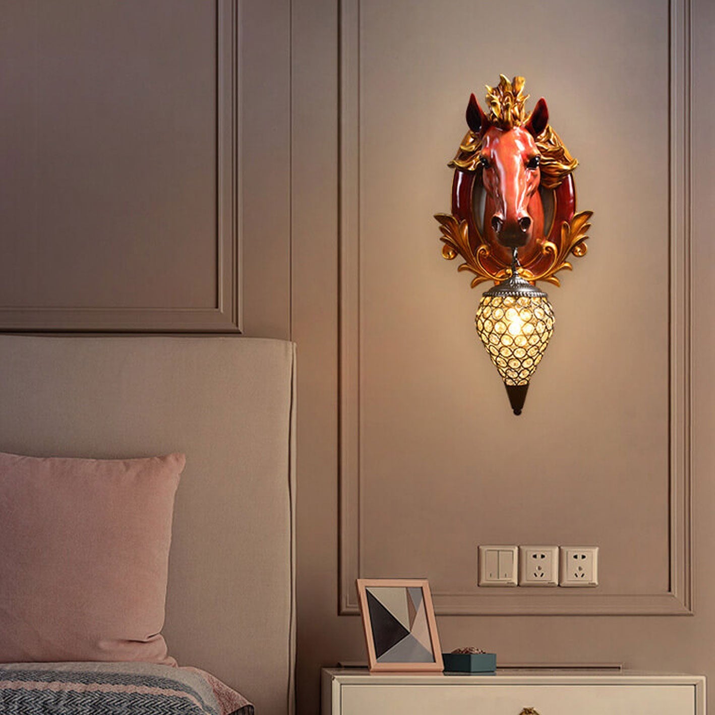 European Resin Horse Head Lantern 1-Light Wall Sconce Lamp