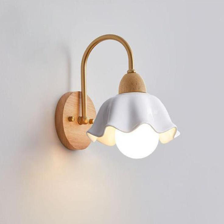 Japanese Flower Pleated 1-Light Wall Sconce Lamp