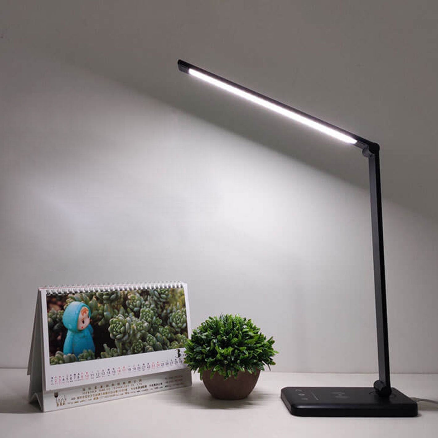 Simple Table Lamp