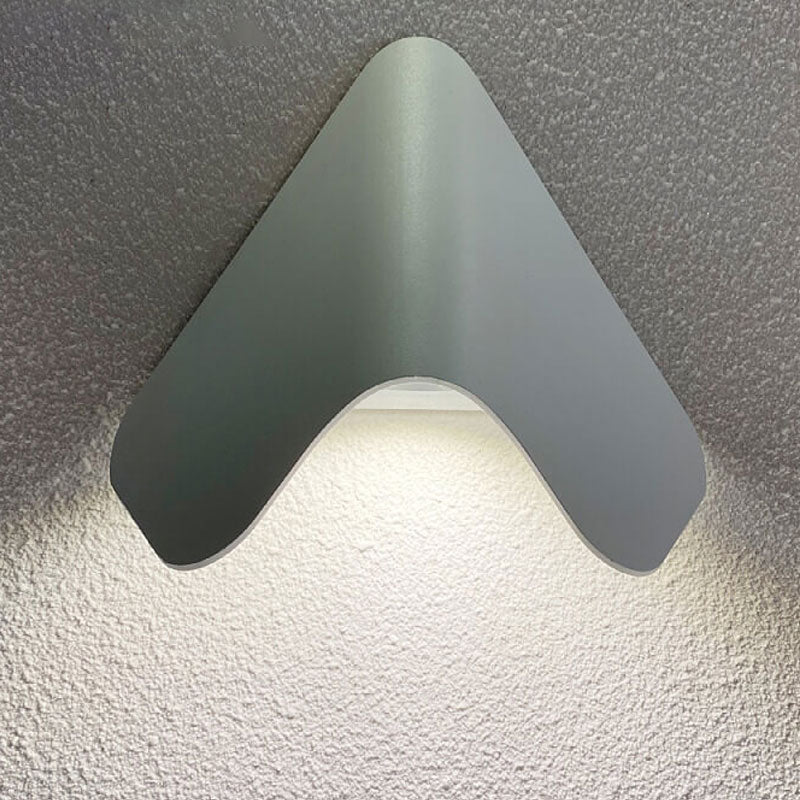 Triangle Aluminum LED Outdoor Waterproof Wall Sconce Lamp