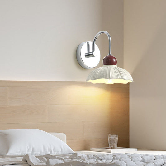 Flower Shape Hardware Resin 1-Light Wall Sconce Lamp