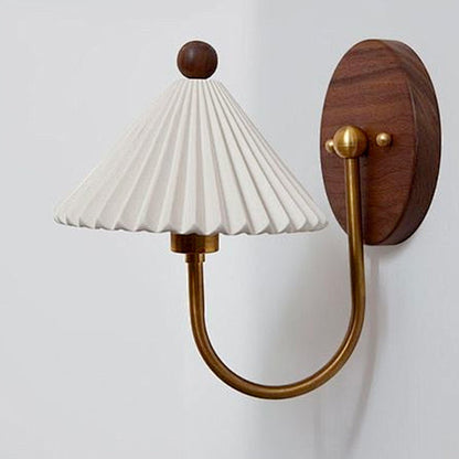 Pleated Wood Hardware Ceramic 1-Light Wall Sconce Lamp