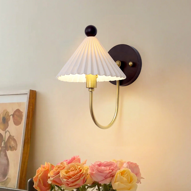 Pleated Wood Hardware Ceramic 1-Light Wall Sconce Lamp