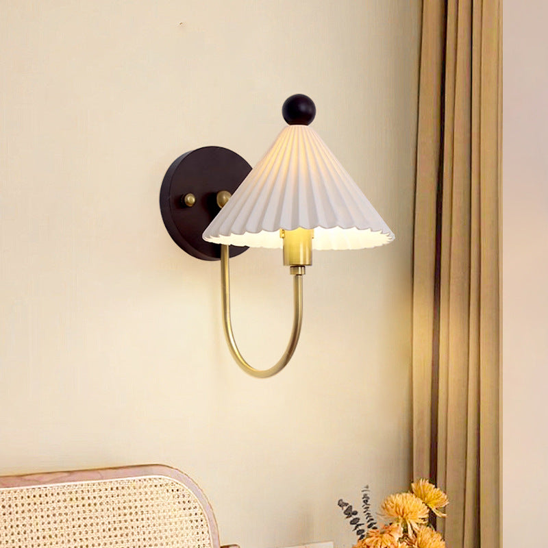 Pleated Wood Hardware Ceramic 1-Light Wall Sconce Lamp