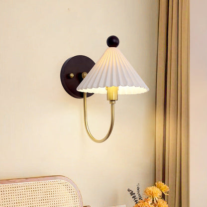 Pleated Wood Hardware Ceramic 1-Light Wall Sconce Lamp