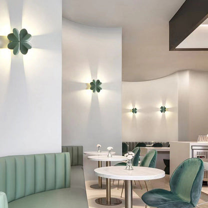 Four Leaf Clover Aluminum Waterproof LED Wall Sconce Lamp