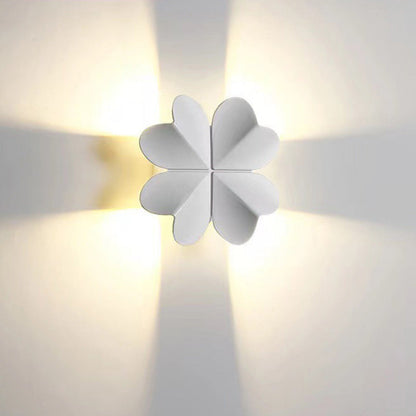 Four Leaf Clover Aluminum Waterproof LED Wall Sconce Lamp