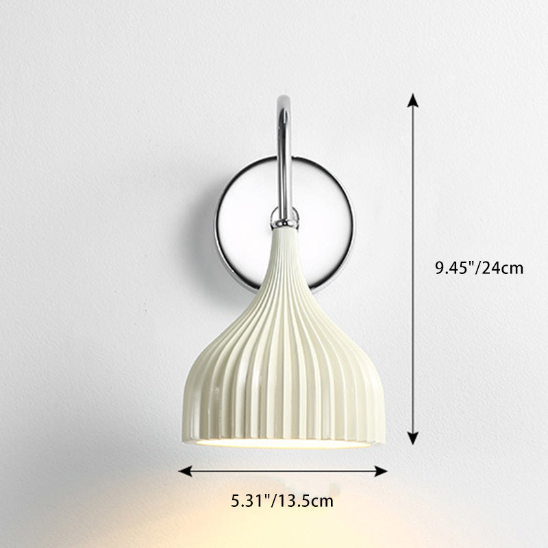 Modern Simplicity Resin Iron 1 - Light Wall Sconce Lamp