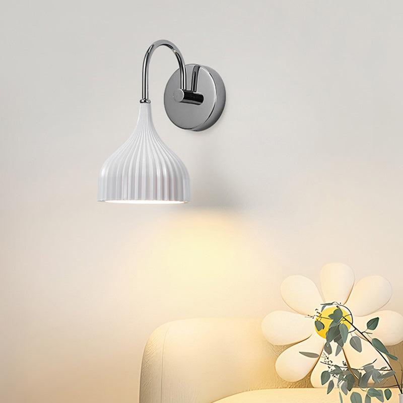 Modern Simplicity Resin Iron 1 - Light Wall Sconce Lamp