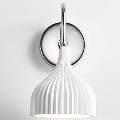 Modern Simplicity Resin Iron 1 - Light Wall Sconce Lamp