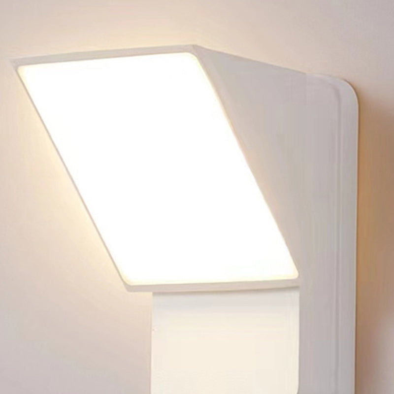 Simplicity Aluminum Lampshade LED Wall Sconce Lamp