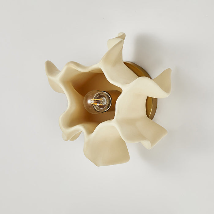 Cream Petal Iron Resin Lampshade 1 - Light Wall Sconce Lamp