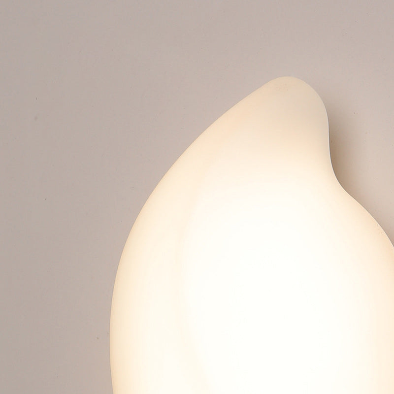 Cream Roto-molding Iron Lampshade LED Wall Sconce Lamp