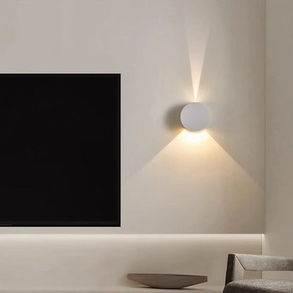 Aluminum Round Triangular Beam LED Wall Sconce Lamp
