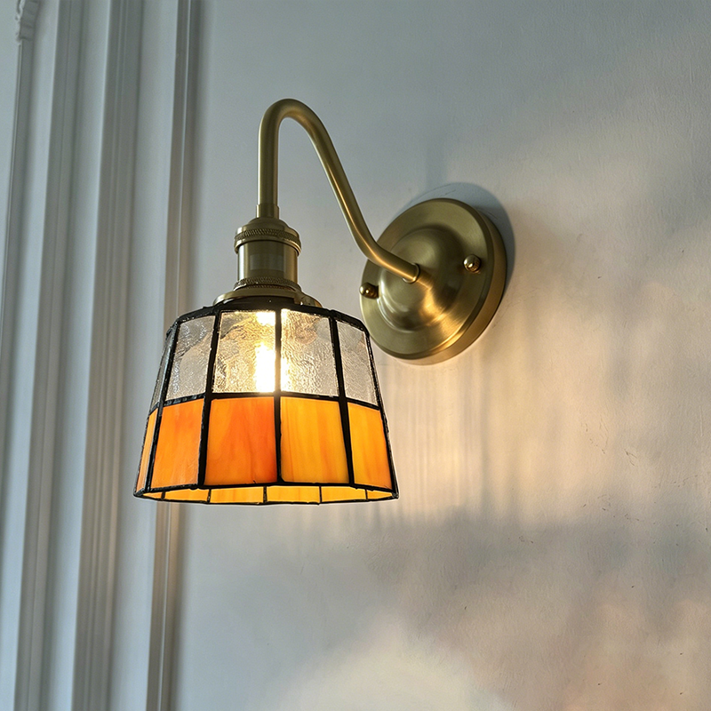 Tiffany Round Copper Glass 1-Light Wall Sconce Lamp