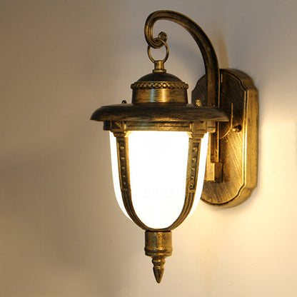 Aluminum 1-Light Outdoor Wall Sconce Garden & Balcony
